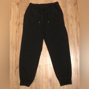 Black sweat pants size large